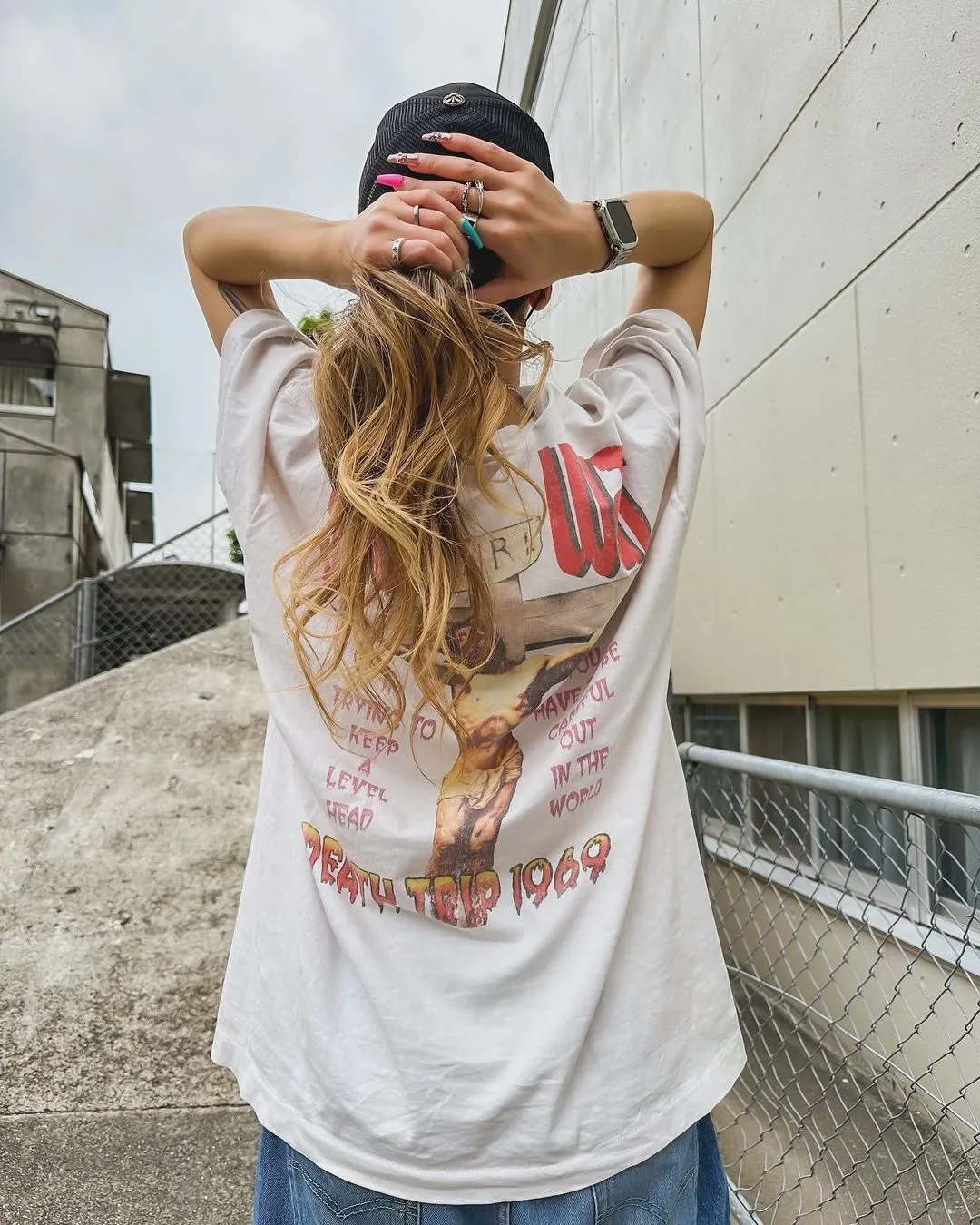 SAINT MICHAEL SAINT WAR TEE/WHAT new style Jesus cross retro short-sleeved, off-white S-XL, ready-to-wear, washed and distressed, printed repeatedly and modified, tube-woven seamless fabric, with little angel anti-counterfeiting label